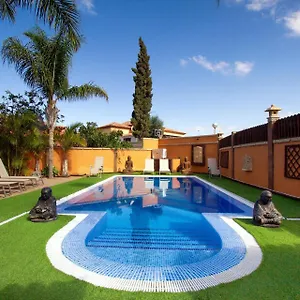 la-villa-de-buda.tenerifehoteles.net/